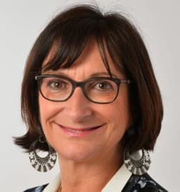 Martine Lizola